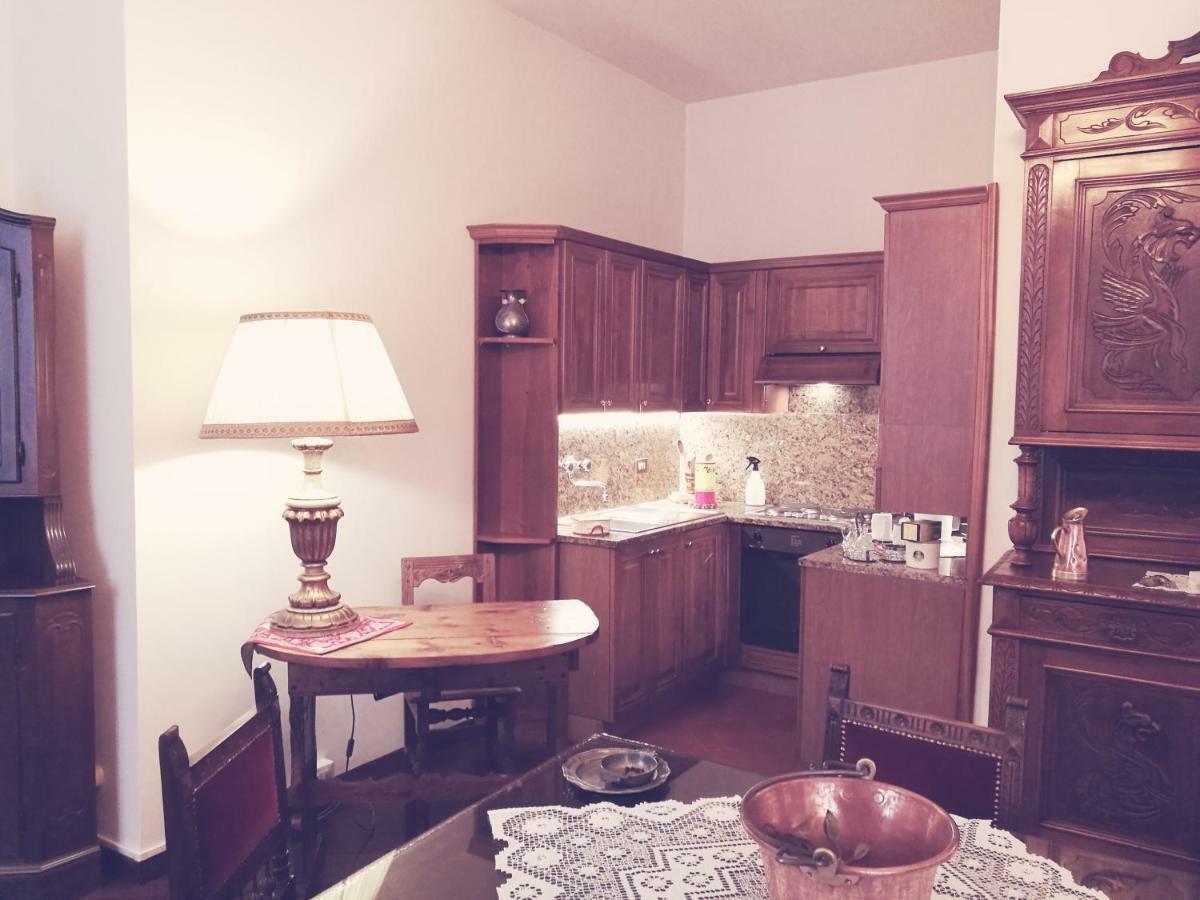 L'Atelier Du Temps - Charme Apartment Aosta Eksteriør billede
